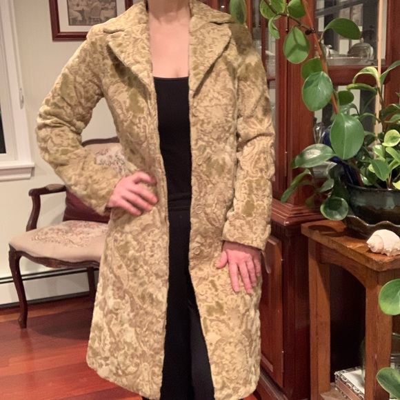 Express 3/4 Length Tapestry Jacket Duster Coat in Creamy Golden Yellow - Picture 8 of 11